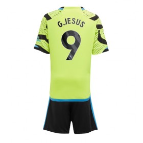 Otroški Nogometni dresi Arsenal Gabriel Jesus #9 Gostujoči 2023-24 Kratek Rokav (+ Kratke hlače)